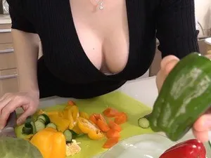 Chịch gái xinh trắng trẻo như búp bê