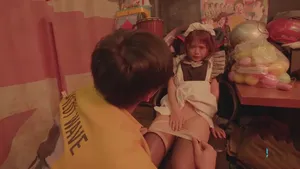 Tiết mục của cô Judy - Cô giáo tóc đỏ tinh nghịch, cô Roux sẽ mang đến cho bạn một bài học đặc biệt